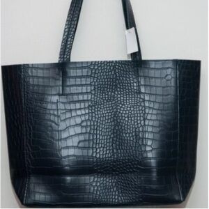 NWT BEAUTIFUL BLOOMINGDALE'S WEEKENDER TOTE HANDBAG BAG NAVY LARGE